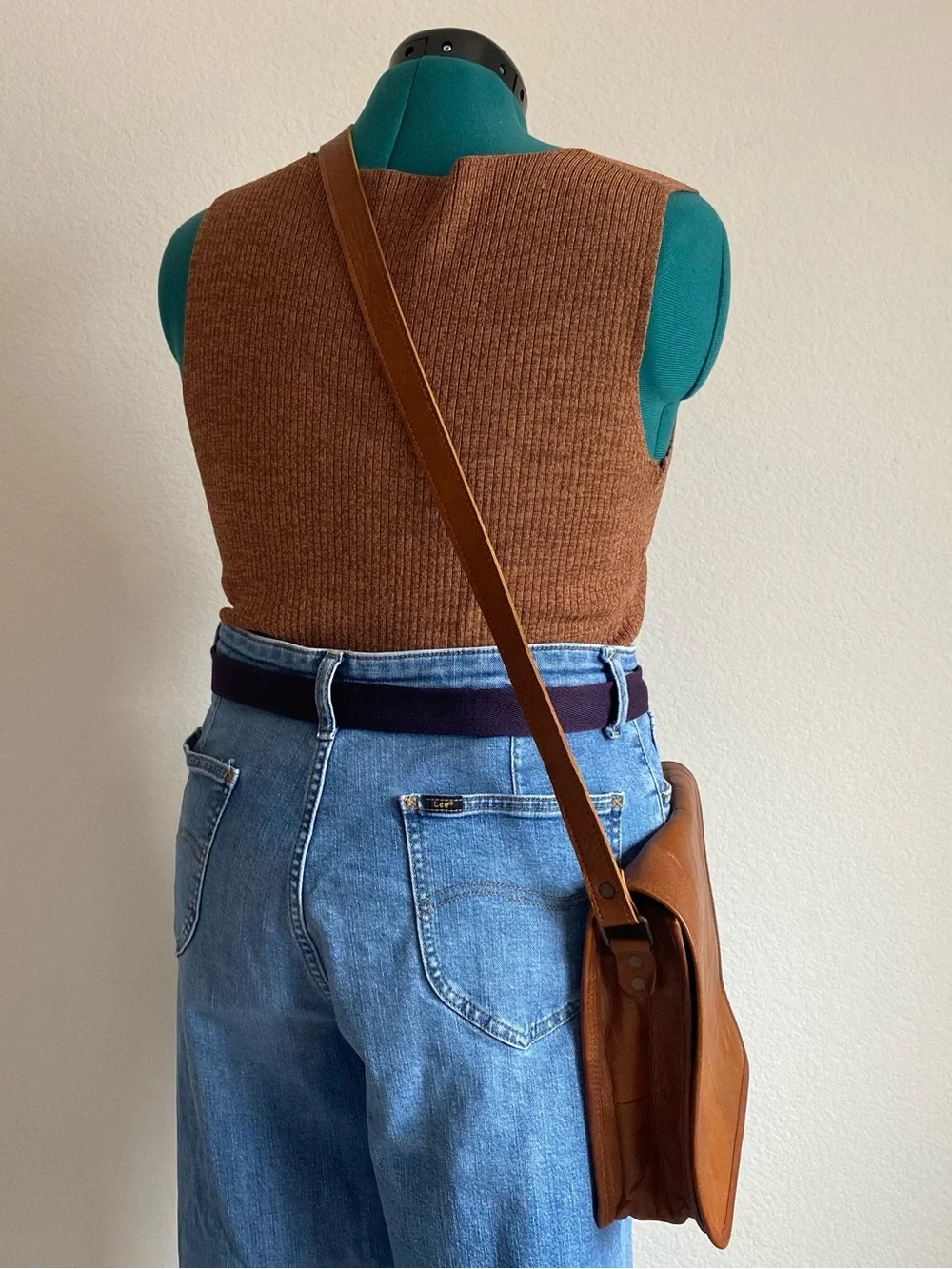 Tan crossbody messenger bag